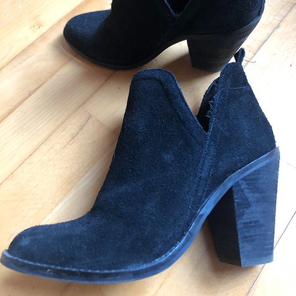 Nine West Booties - Picture 1 of 2